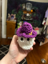 Load image into Gallery viewer, Little Crochet Ghost With Witch Hat
