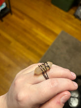 Load image into Gallery viewer, Flower Agate Ring (Size 7)
