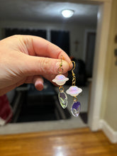 Load image into Gallery viewer, U.F.O Alien Dangle Earrings
