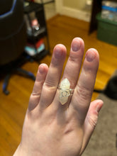 Load image into Gallery viewer, Clear Quartz Ring (Adjustable)
