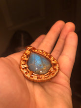 Load image into Gallery viewer, Large Flashy Labradorite Wire Wrapped Necklace
