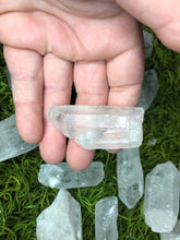 Load image into Gallery viewer, Raw Clear Quartz Points
